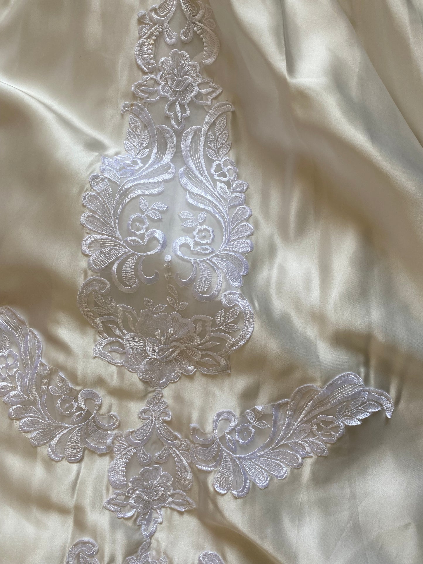 Ivory satin 80s lace & pearl wedding dress UK 12