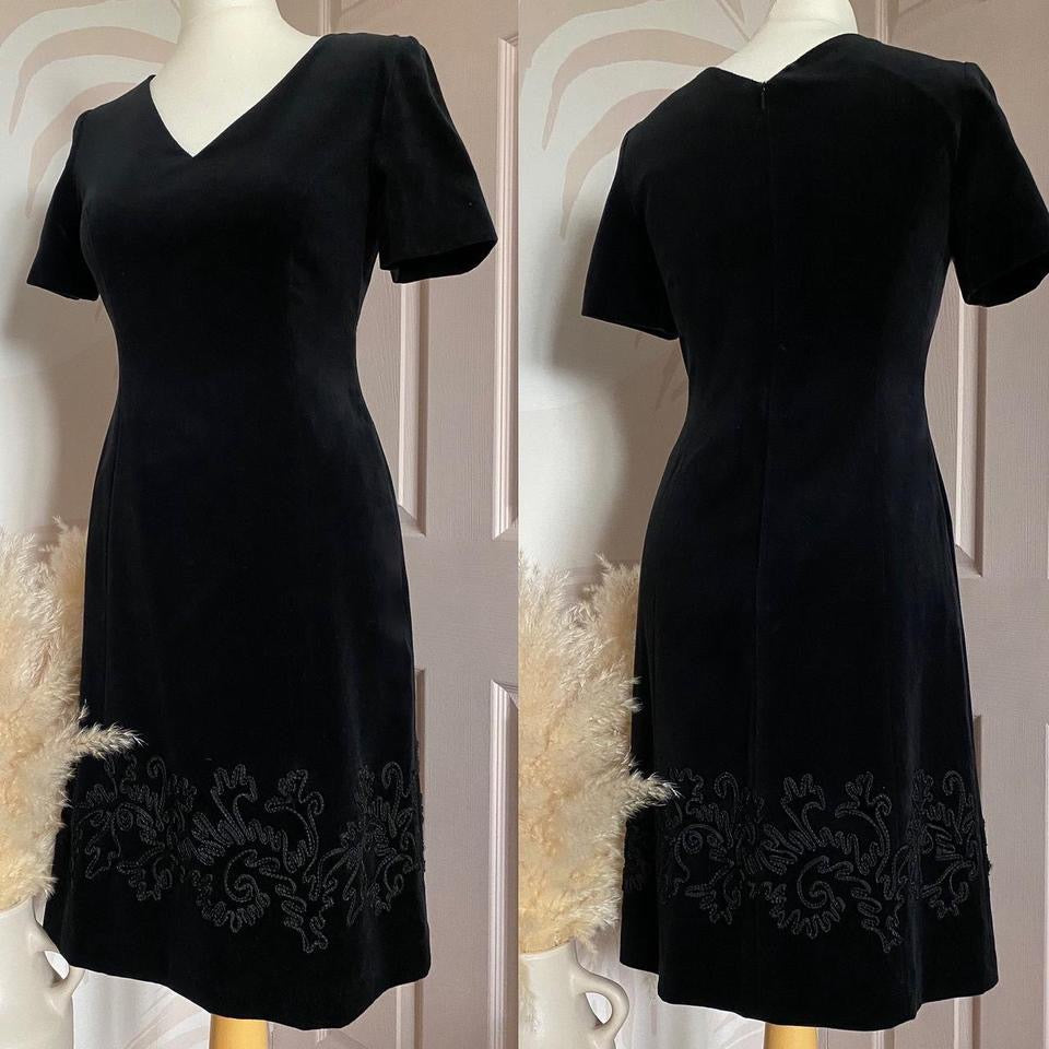 Vintage Laura Ashley black velvet short sleeve dress uk 10