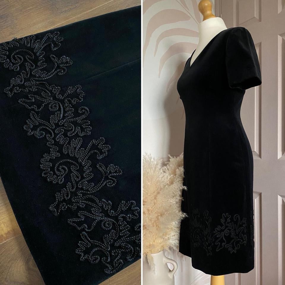 Vintage Laura Ashley black velvet short sleeve dress uk 10