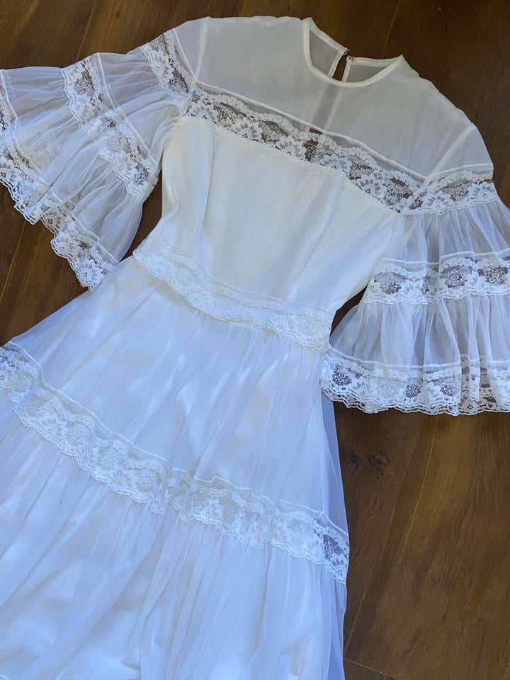 Berkertex white 60s flared sleeve lace wedding dress uk 6/8