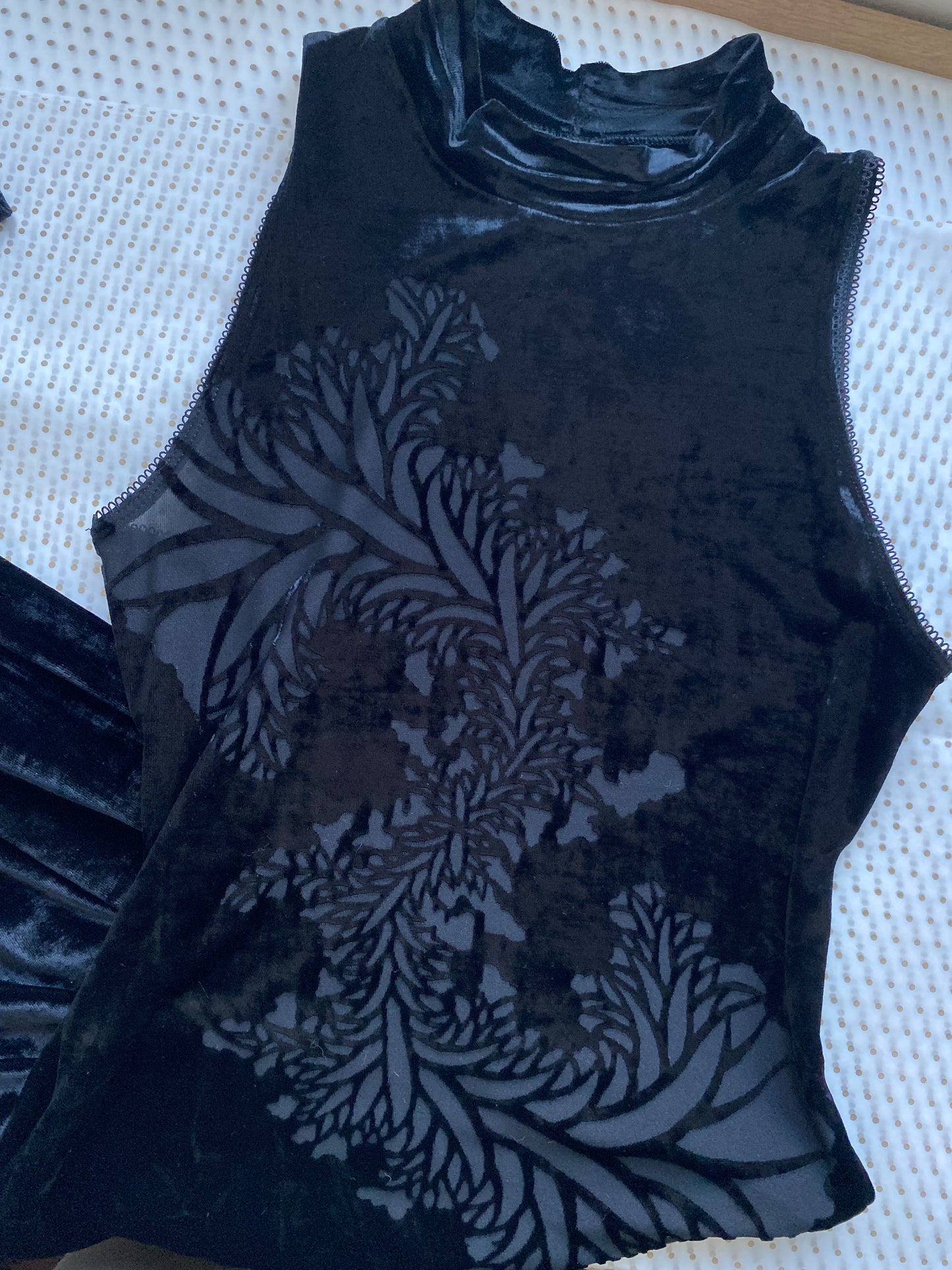 Velvet stretch bodycon high neck evening dress UK 8-10