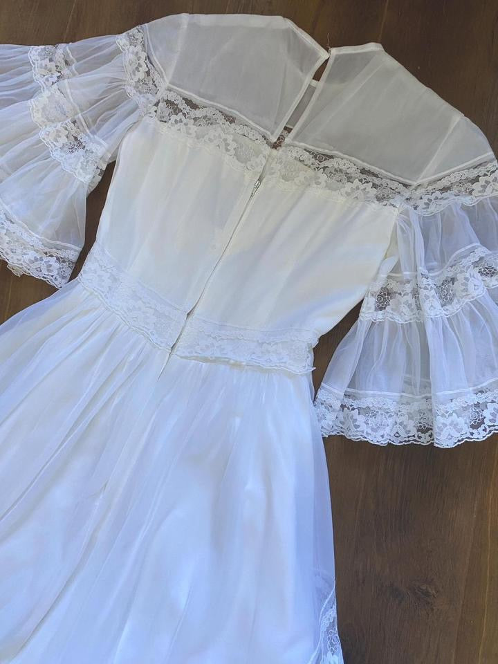 Berkertex white 60s flared sleeve lace wedding dress uk 6/8