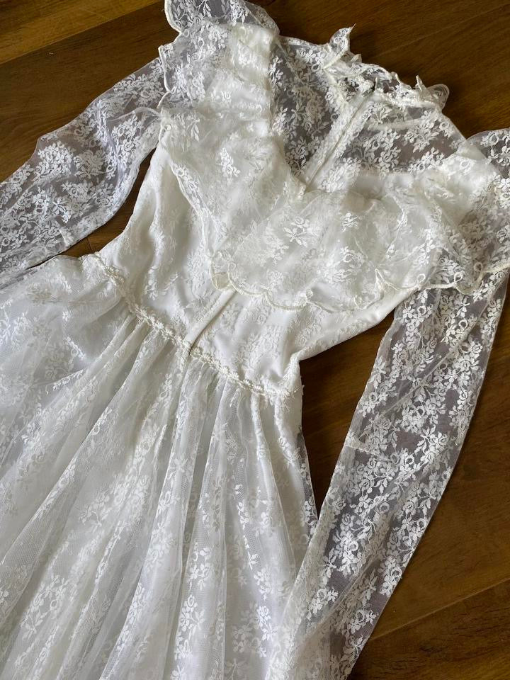 Pronuptia vintage white lace long sleeve wedding dress uk 10