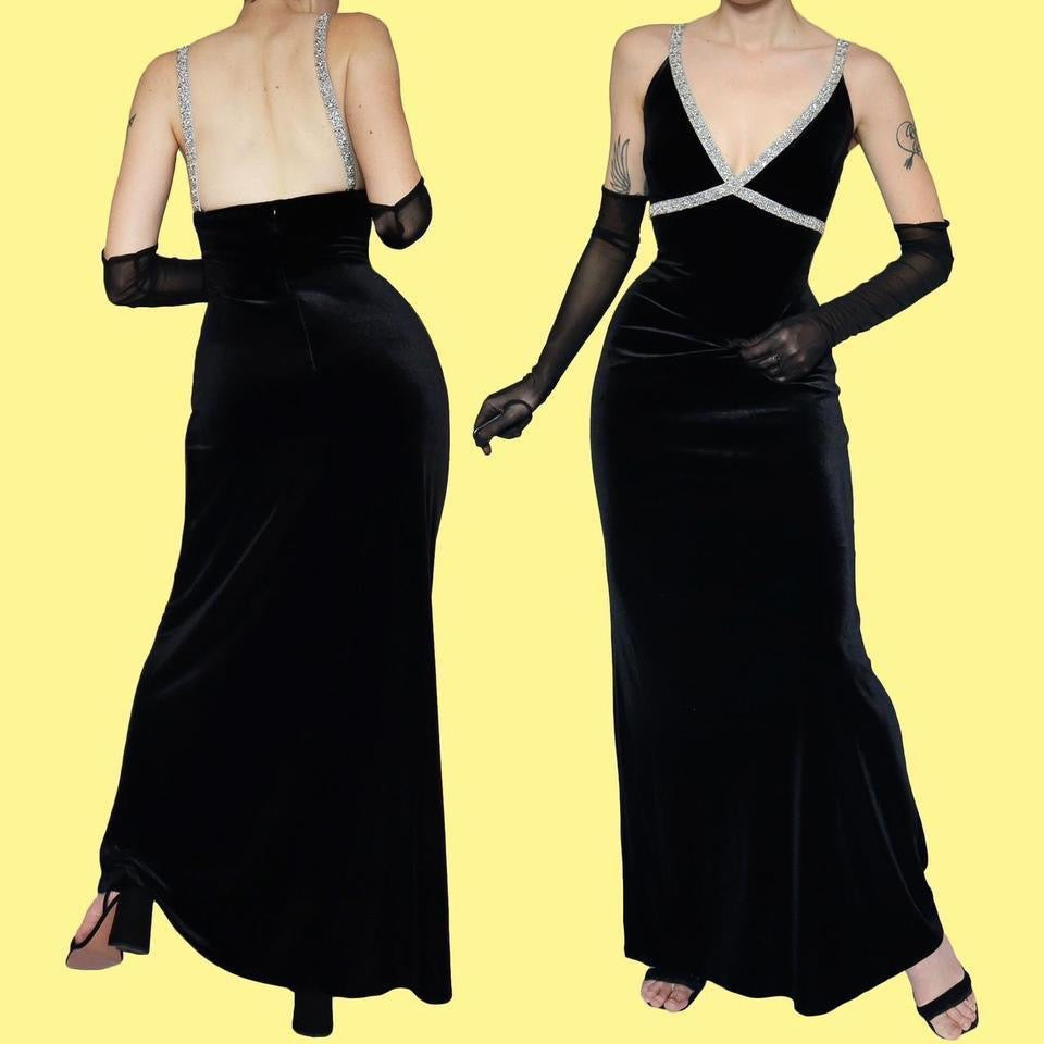 (Copy) Dave & Johnny black velvet evening dress UK 8-10