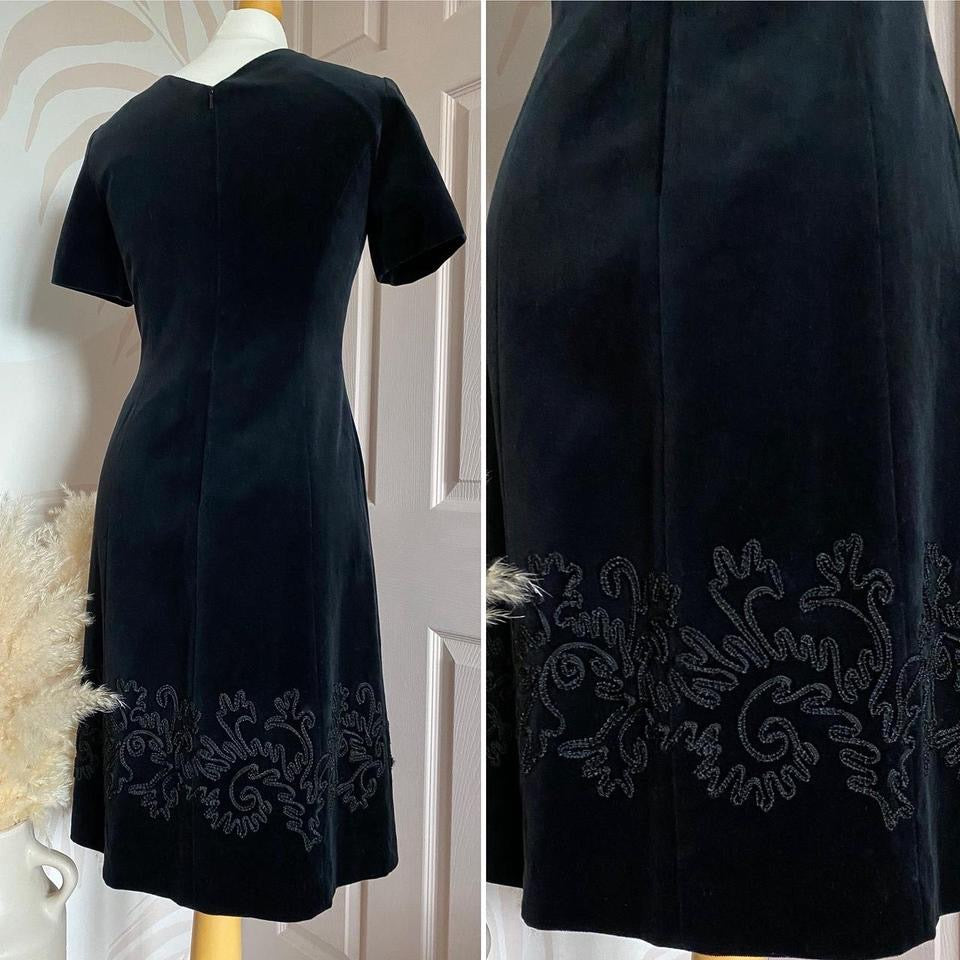 Vintage Laura Ashley black velvet short sleeve dress uk 10