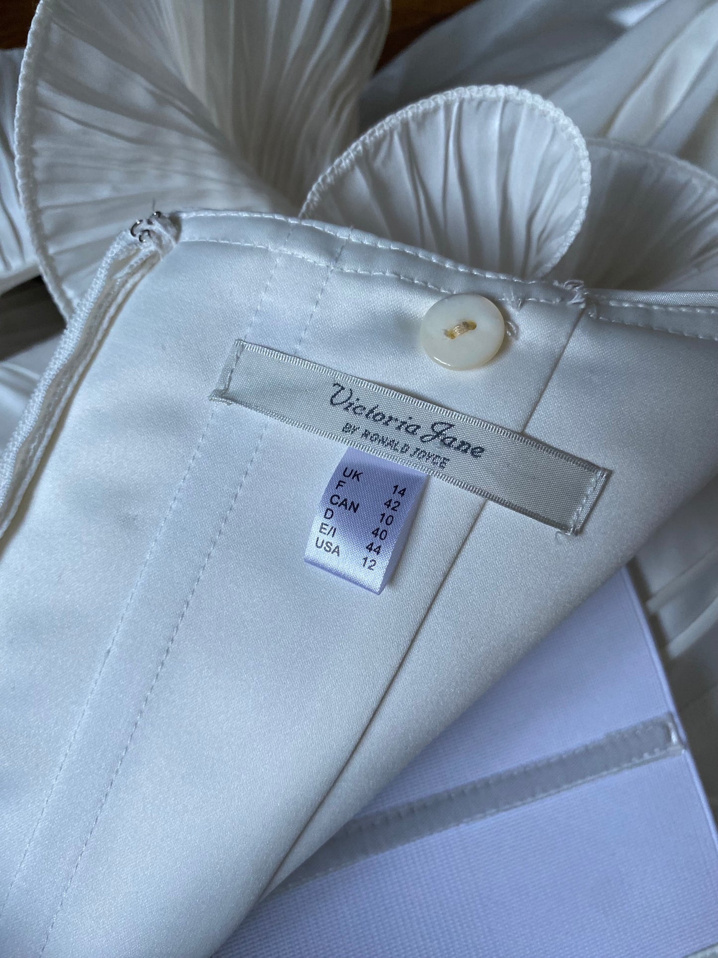 Victoria Jane silky ivory fishtail wedding dress UK 12-14