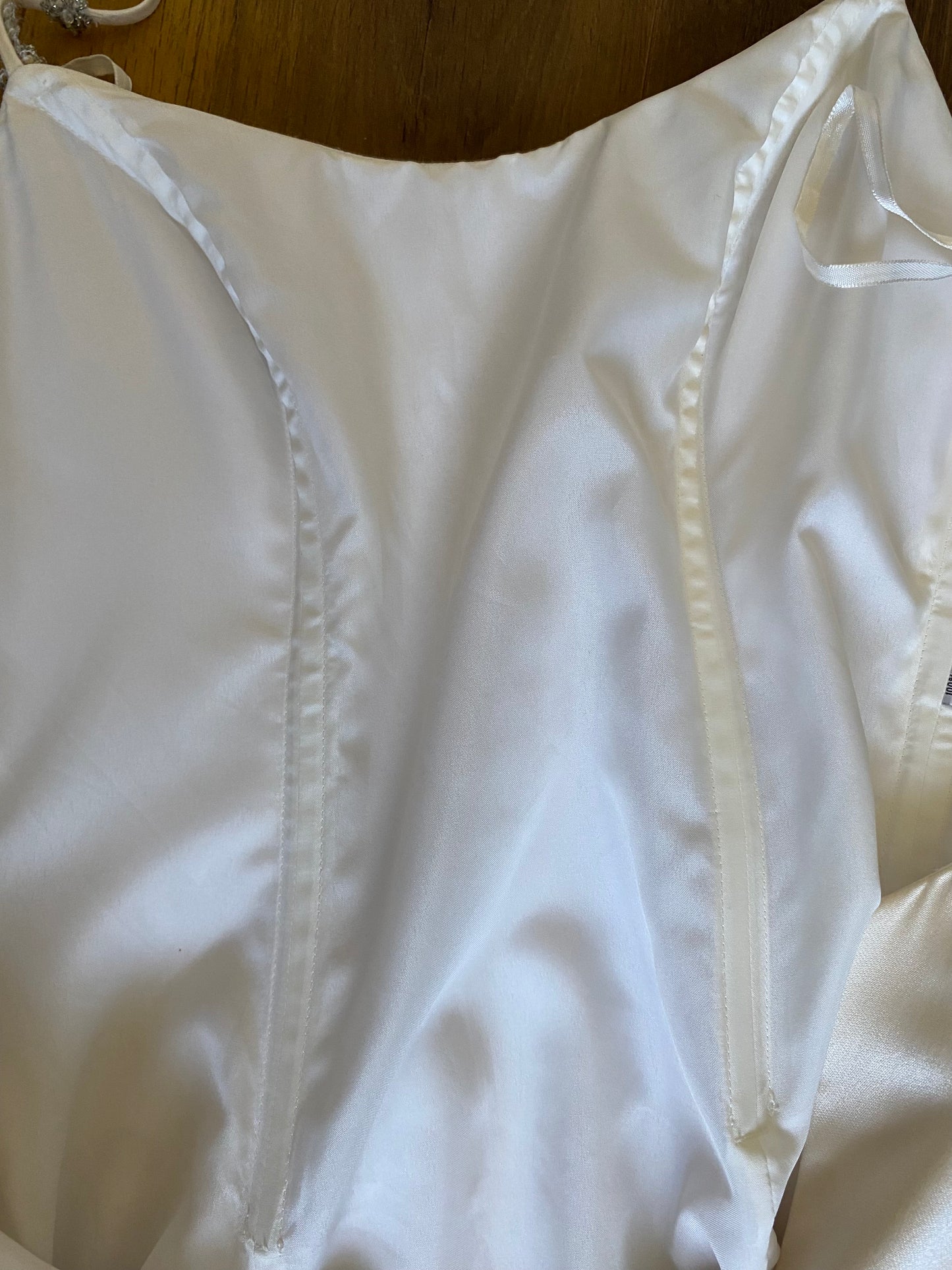 100% silk Carol Li Couture ivory low back wedding dress uk 10