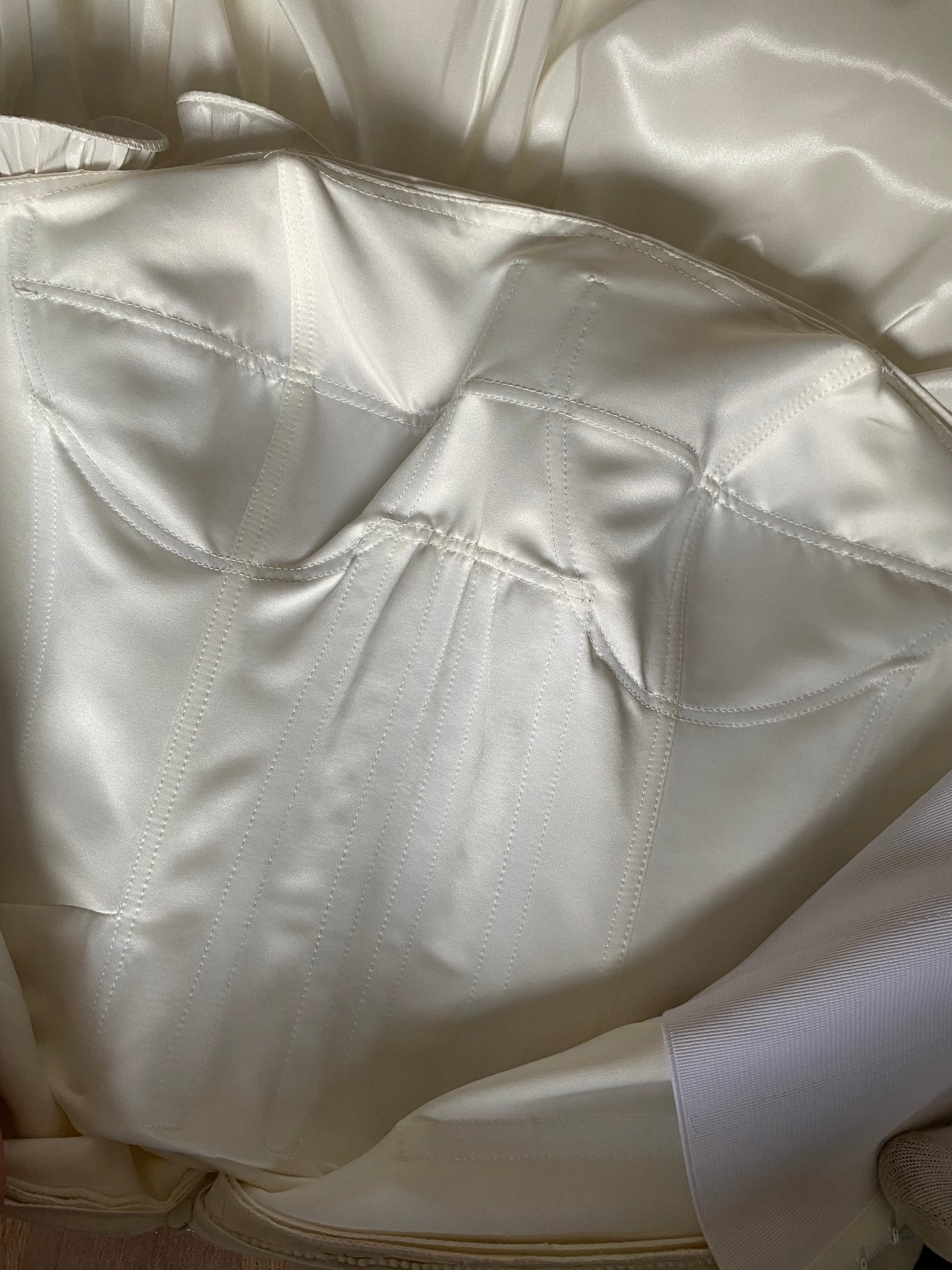 Victoria Jane silky ivory fishtail wedding dress UK 12-14