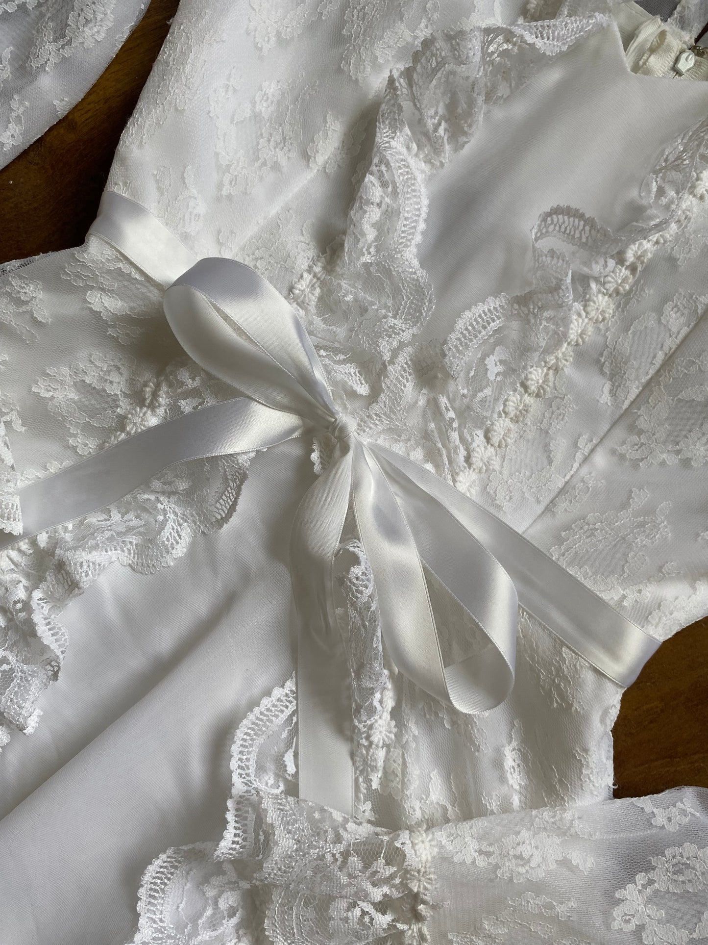 White lace long sleeve wedding dress UK 8