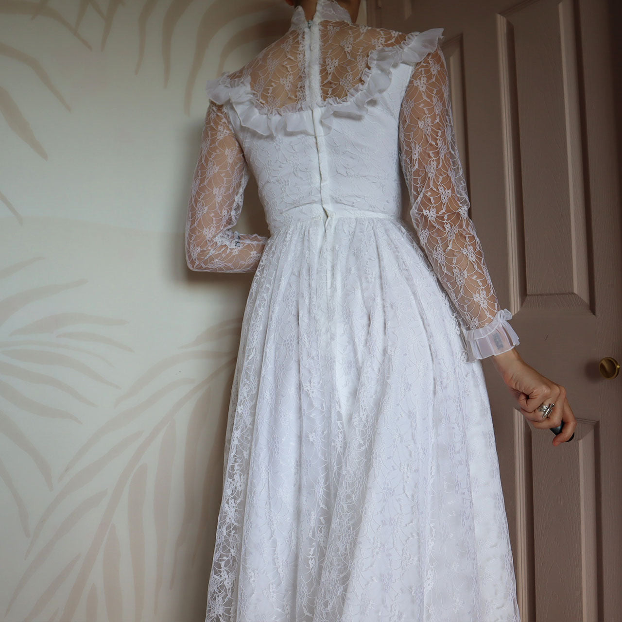 White 70s lace long sleeve high neck wedding dress UK 10