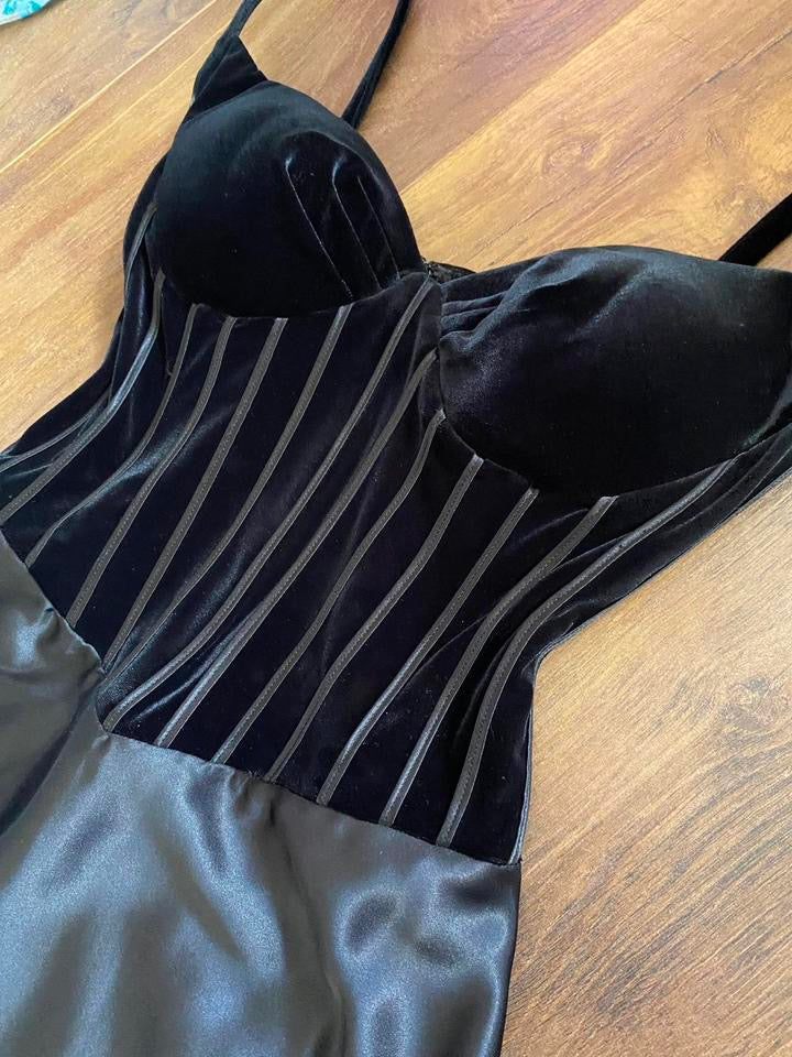 Simon Ellis black velvet/satin midi dress uk 10-12