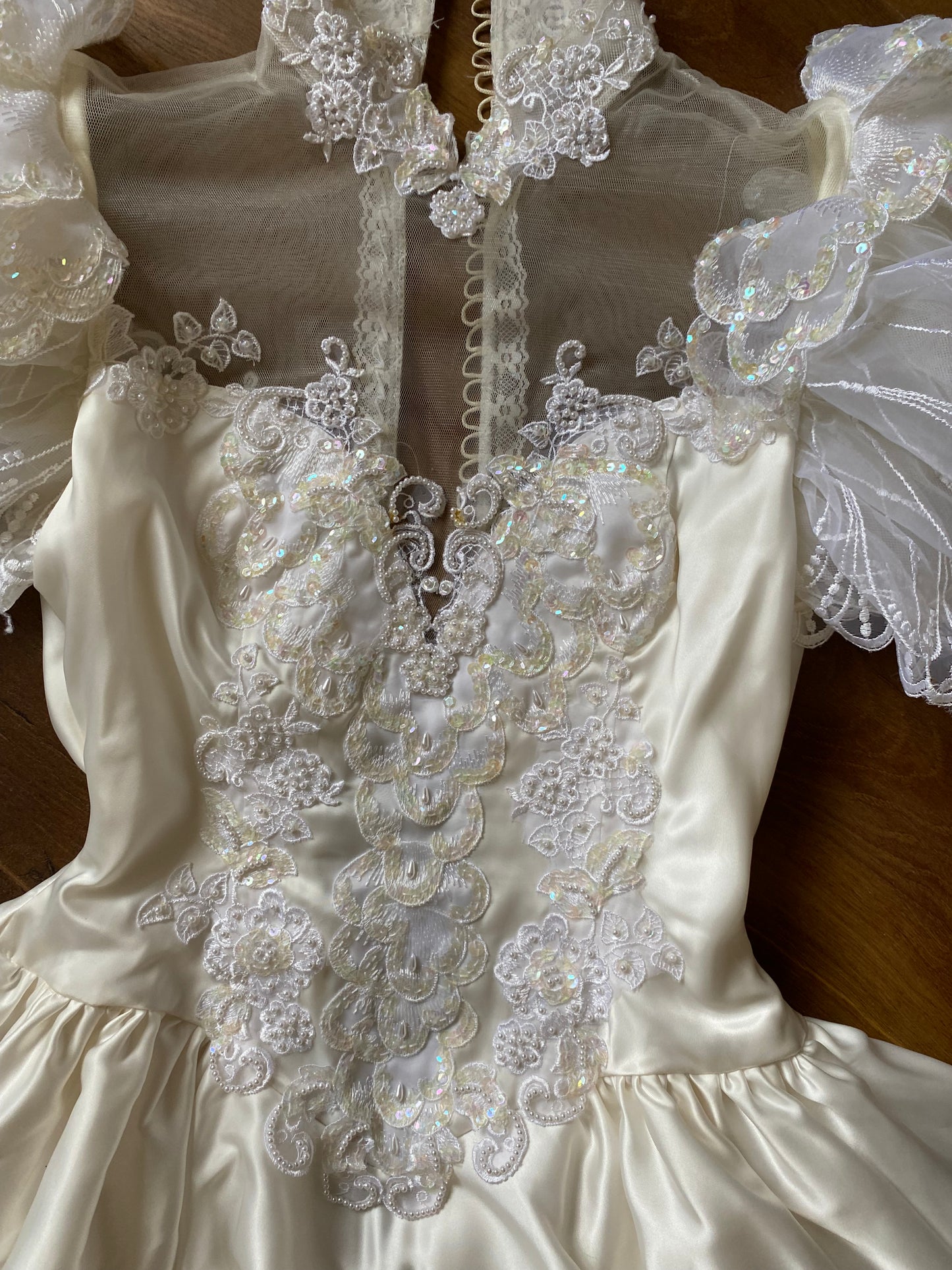 80s lace satin wedding dress with removable sleeves UK 10