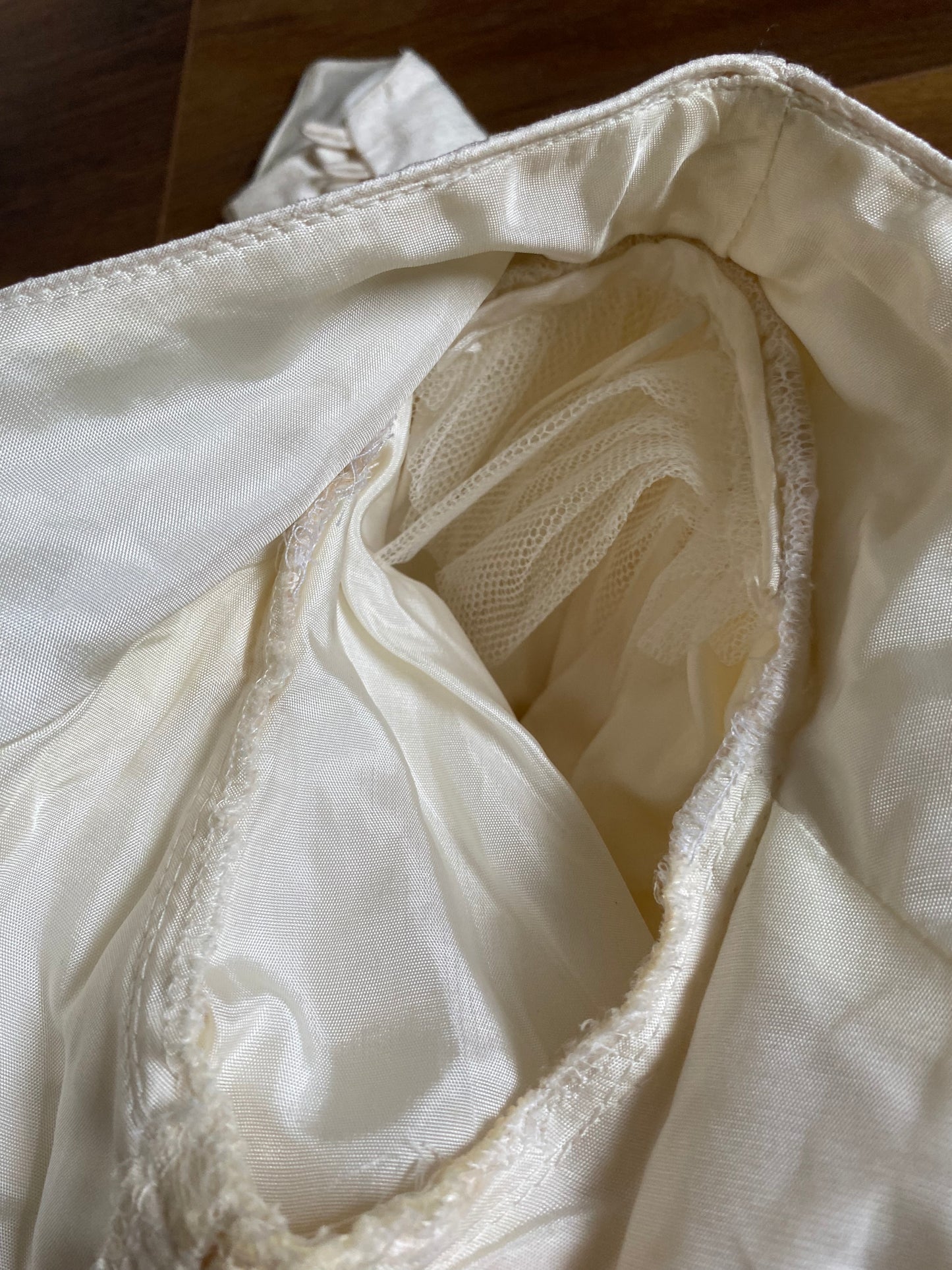 Ivory 80s 100% silk long sleeve wedding dress uk 10
