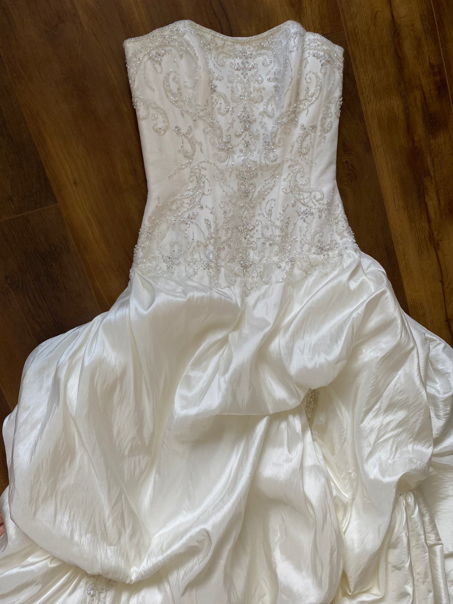 Maggie Sottero Couture strapless wedding gown uk 12