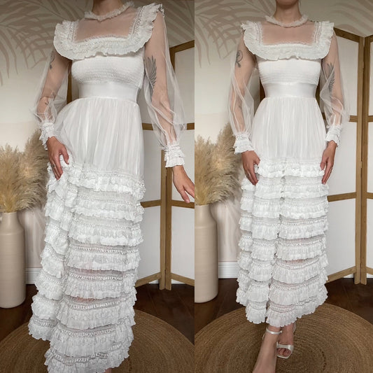 White frilly long sleeve lace wedding dress uk S/8-10