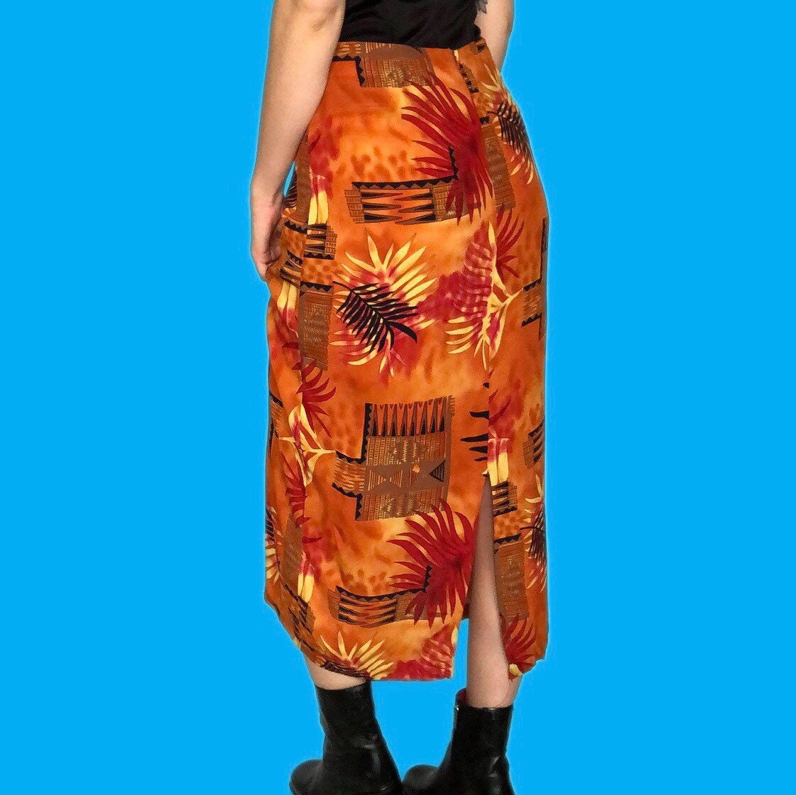 Cute vintage leafy print orange midi skirt UK 14