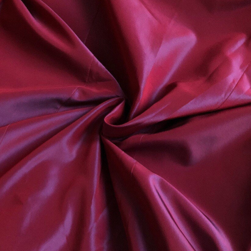 Beautiful silky iridescent burgundy strapless evening prom dress UK 12