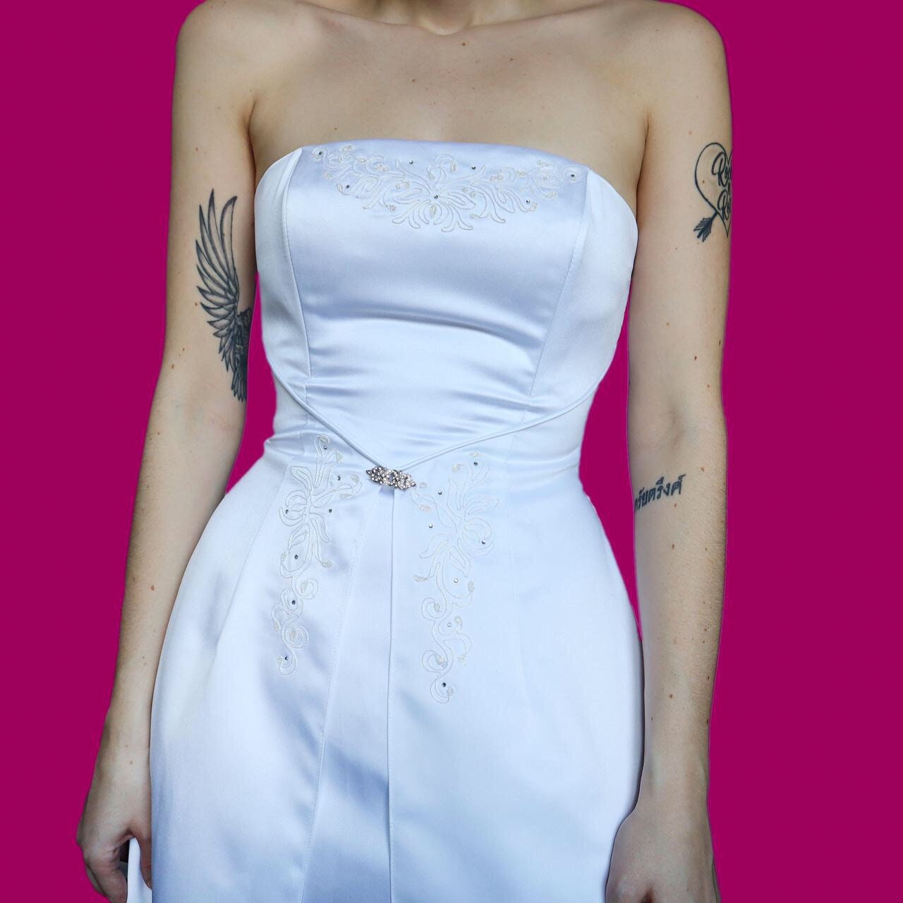 Beautiful white vintage strapless evening wedding dress UK 10