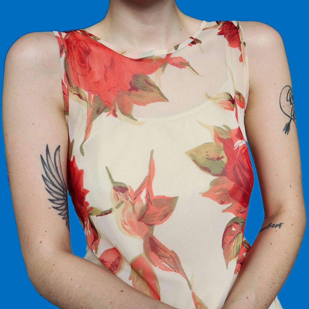 Beautiful cream/red floral sheer evening dress with matching shawl UK 16