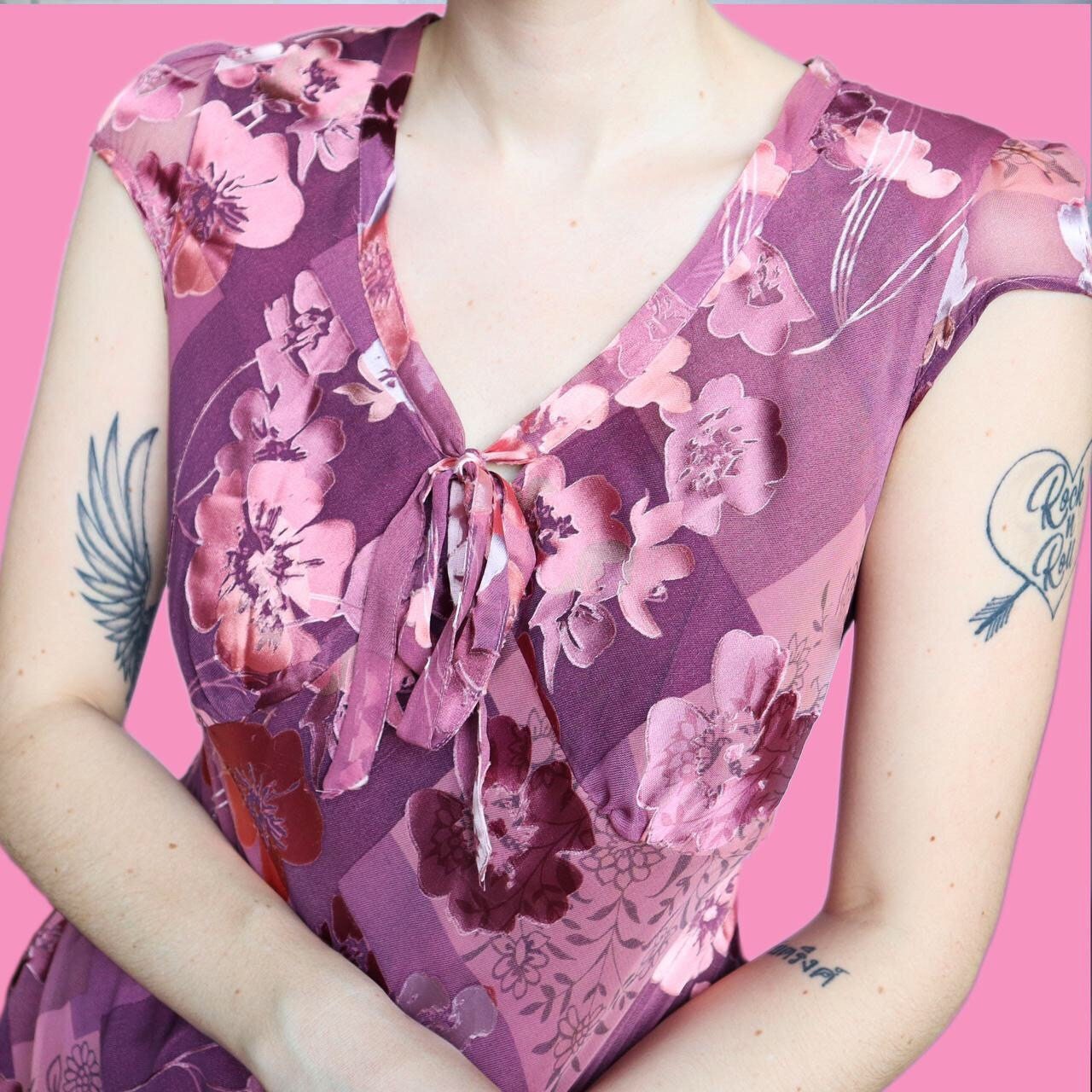 Beautiful 55% silk pink floral midi dress UK 12