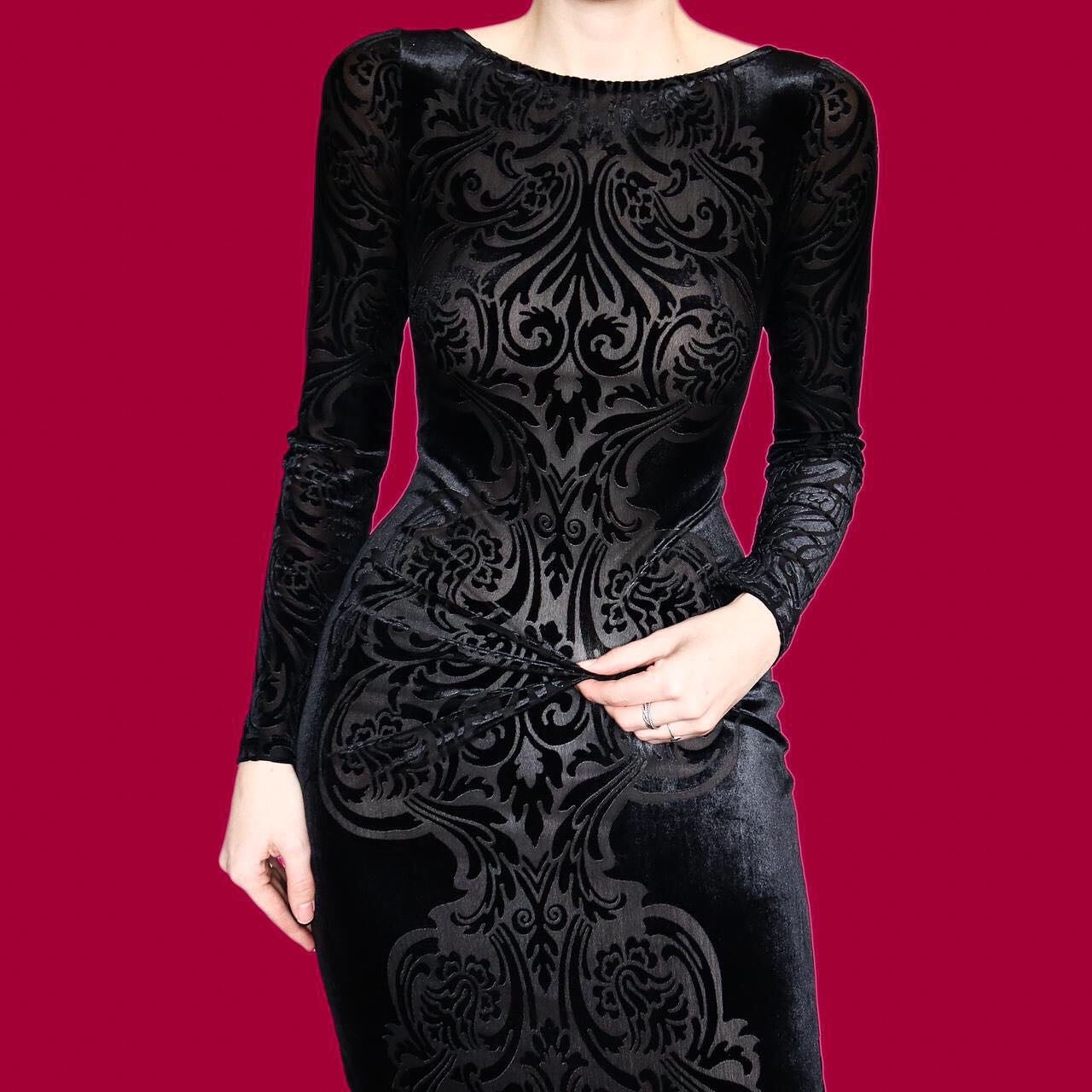 Beautiful black velvet print long sleeve evening dress UK 12