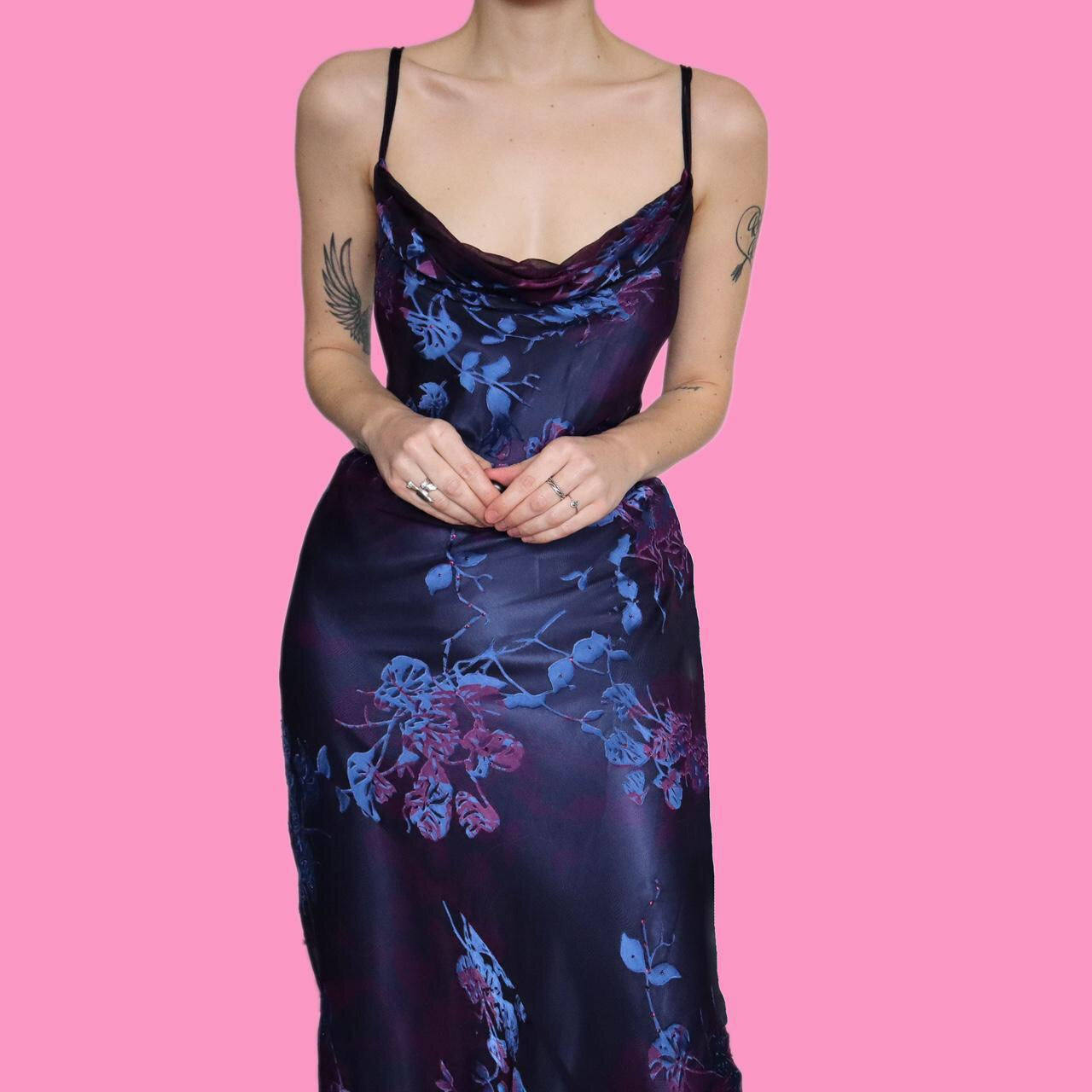 Beautiful 63% silk blend blue floral slip dress UK 16