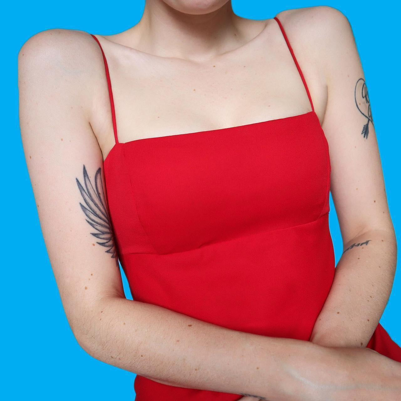 Beautiful red chiffon open back evening dress UK 10