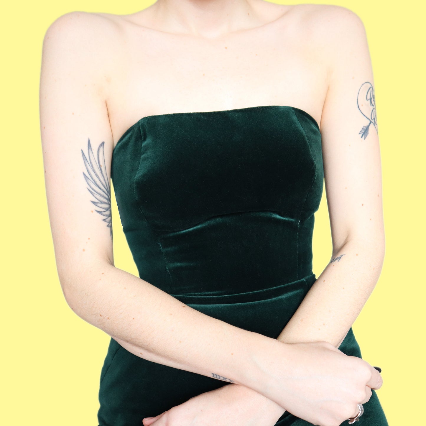 Chic green velvet strapless evening dress UK 12