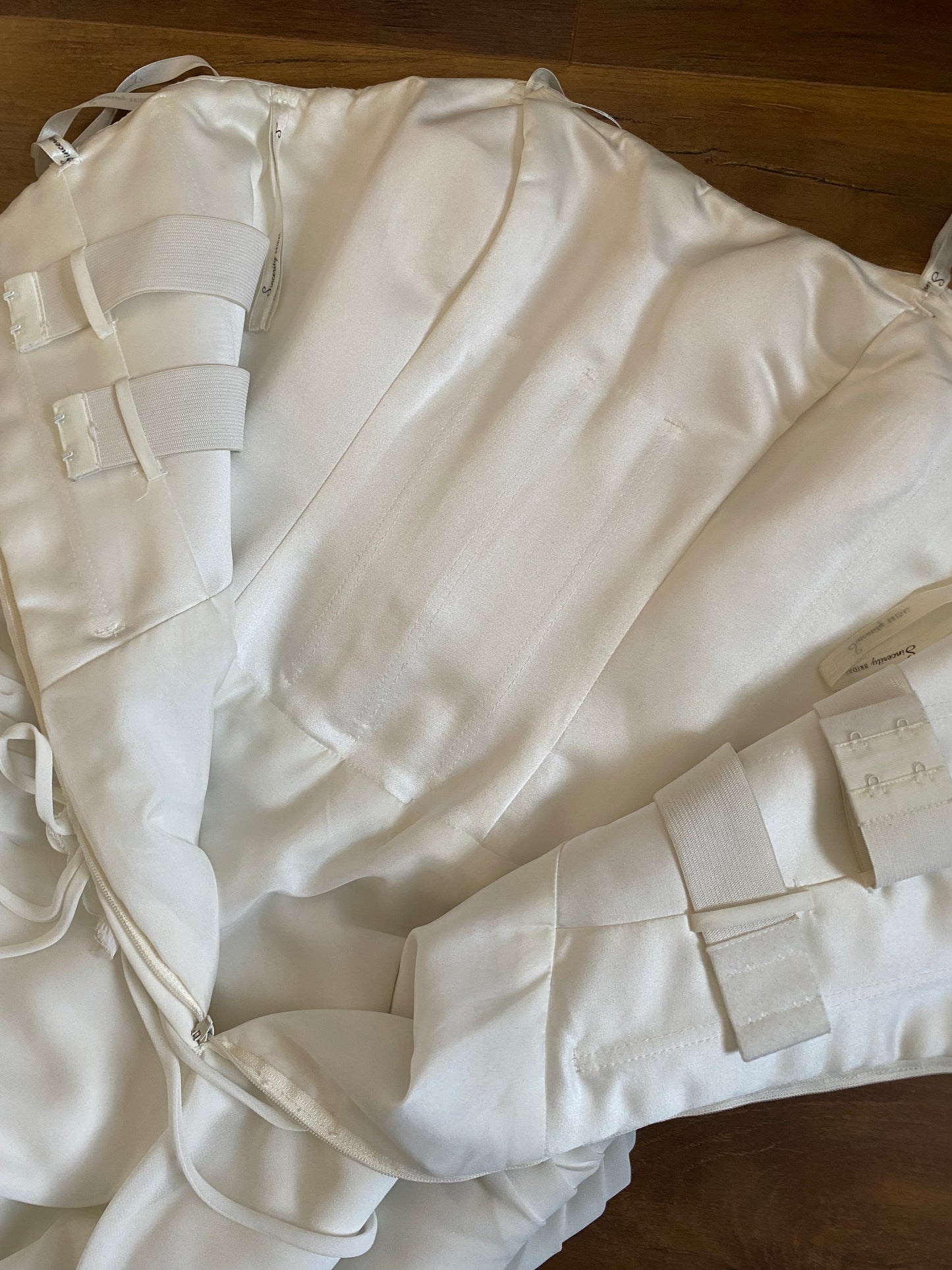 Ivory strapless Sincerity Bridal wedding dress uk 12