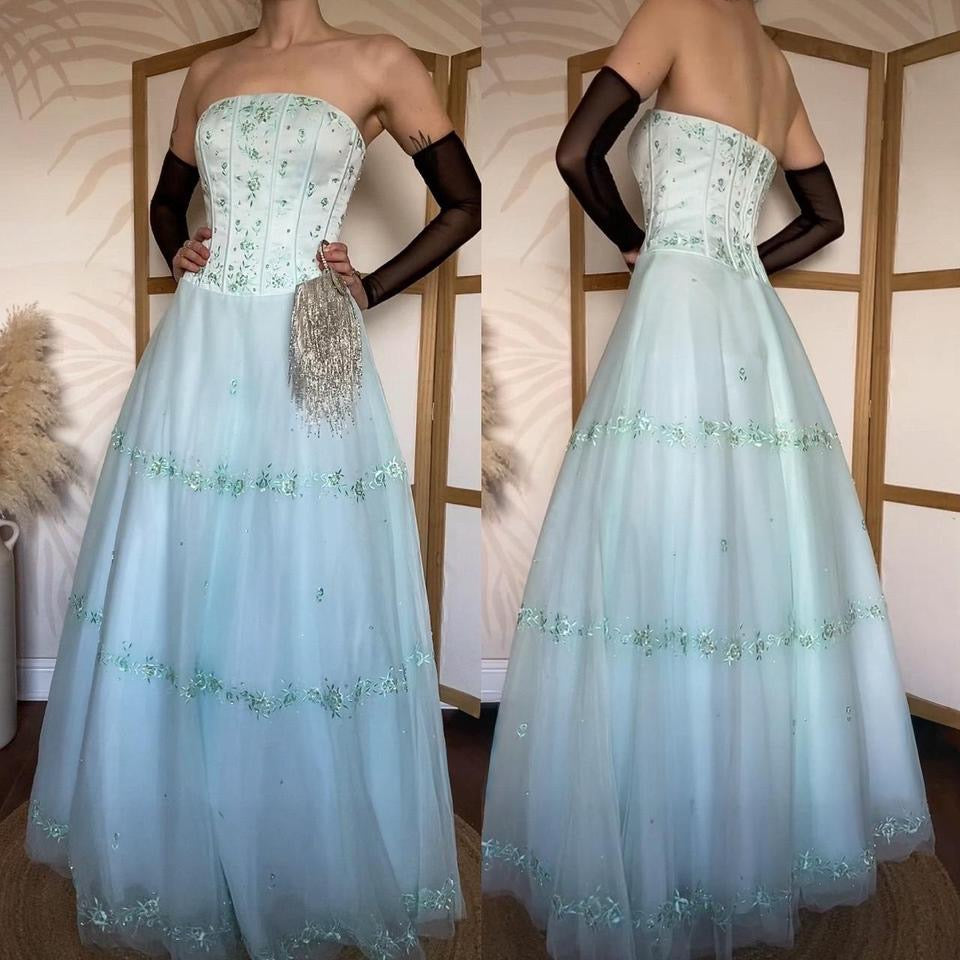 Light blue strapless fit & flare prom dress uk 8-10