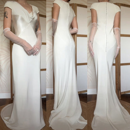 Ivory short sleeve figure hugging wedding dress uk 10