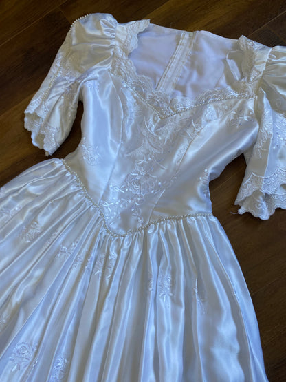 White Joel Peters 80s lace wedding dress uk 8-10