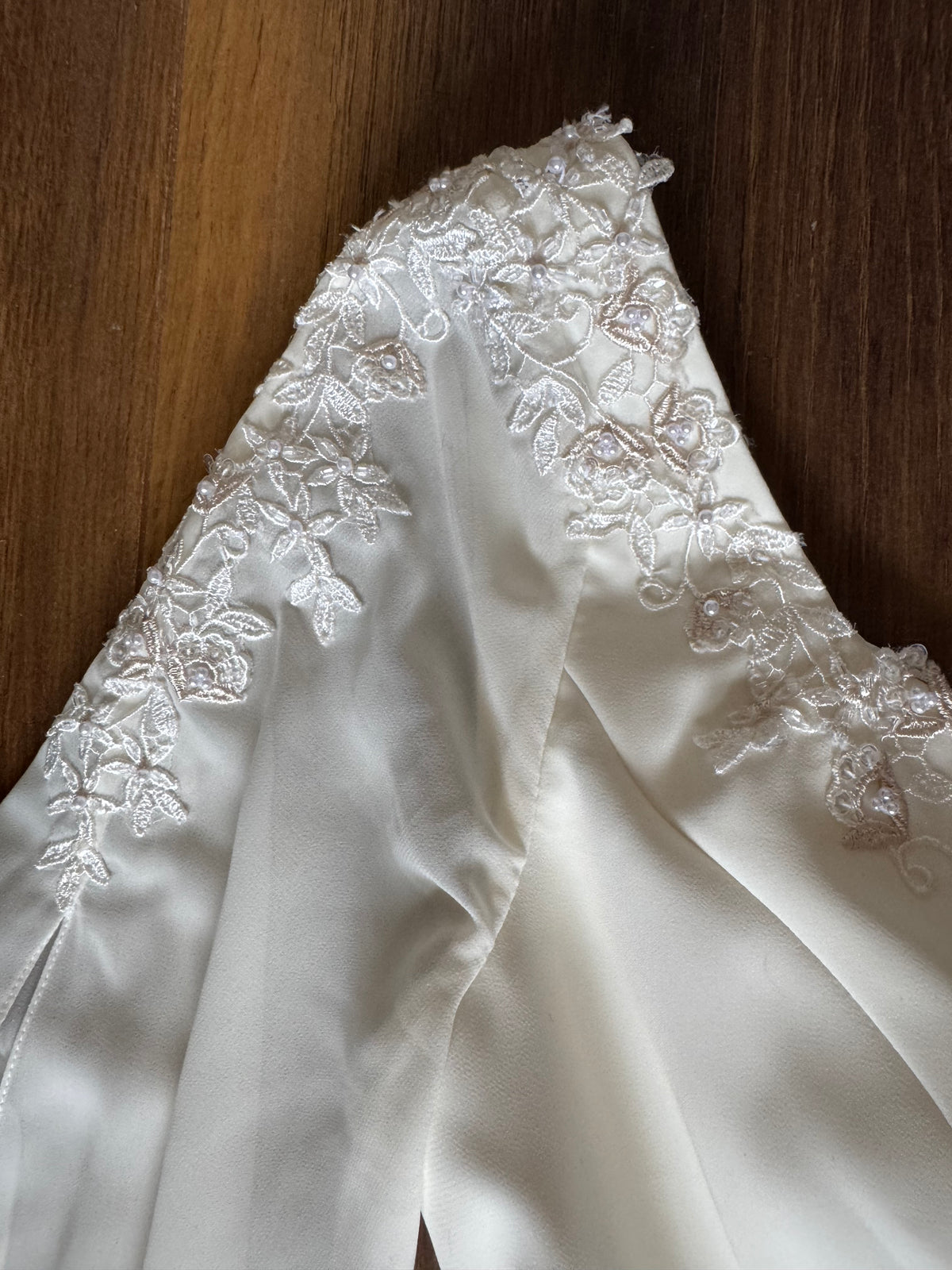 Ivory long sleeve ethereal wedding dress uk 10-12
