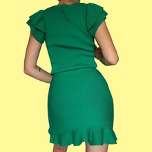 Load image into Gallery viewer, Green knit 2 piece top &amp; skirt set UK S
