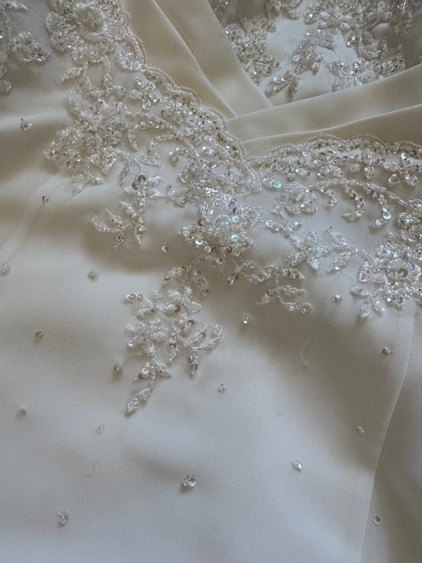Ivory halter-neck lace wedding dress & shawl uk 8