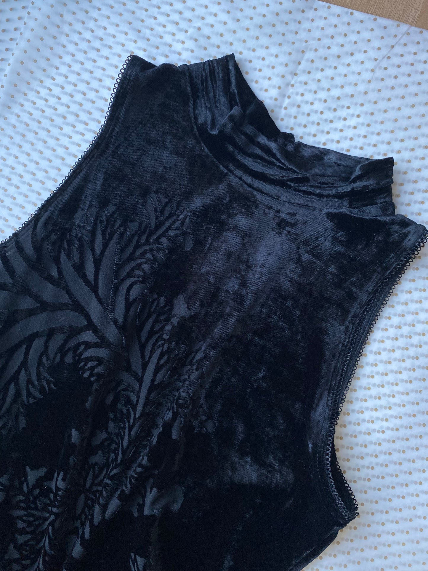 Velvet stretch bodycon high neck evening dress UK 8-10