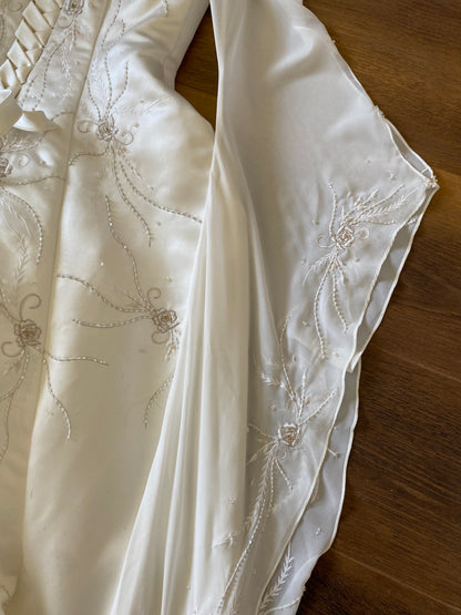 Dreamy off shoulder ivory long sleeve vintage wedding dress uk 12-14