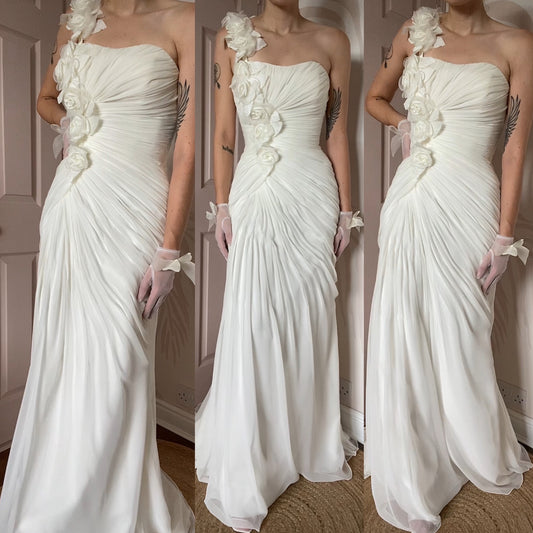 White gathered one shoulder wedding gown UK 10