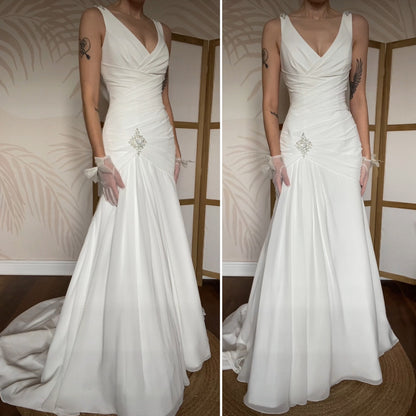 White Ellis fit & flare wedding gown UK 12