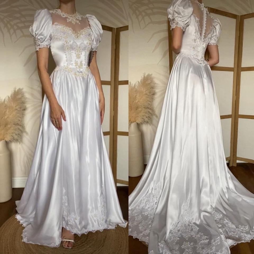 White 80s satin wedding dress uk 10-12