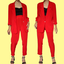 Load image into Gallery viewer, Red relaxed 2 piece trouser suit UK 6-8

