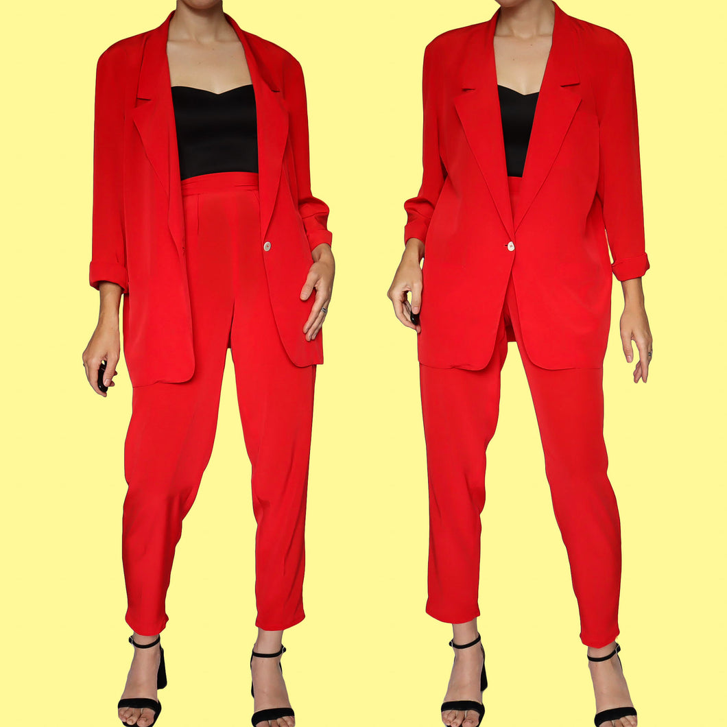 Red relaxed 2 piece trouser suit UK 6-8