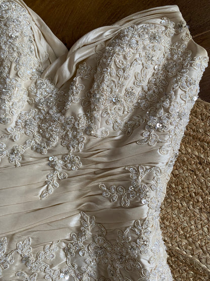 Champagne Maggie Sottero strapless a-line wedding dress uk 10