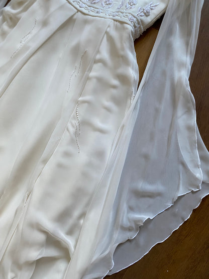 Ivory ethereal long sleeve wedding dress uk 10