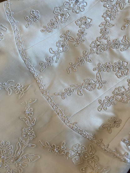 Ivory Benjamin Roberts lace wedding dress uk 12