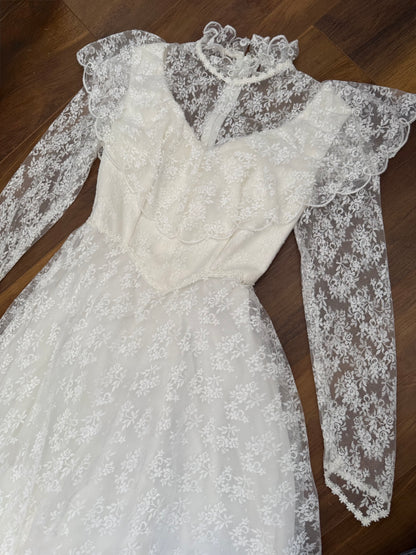 Pronuptia PETITE vintage white lace long sleeve wedding dress uk 8