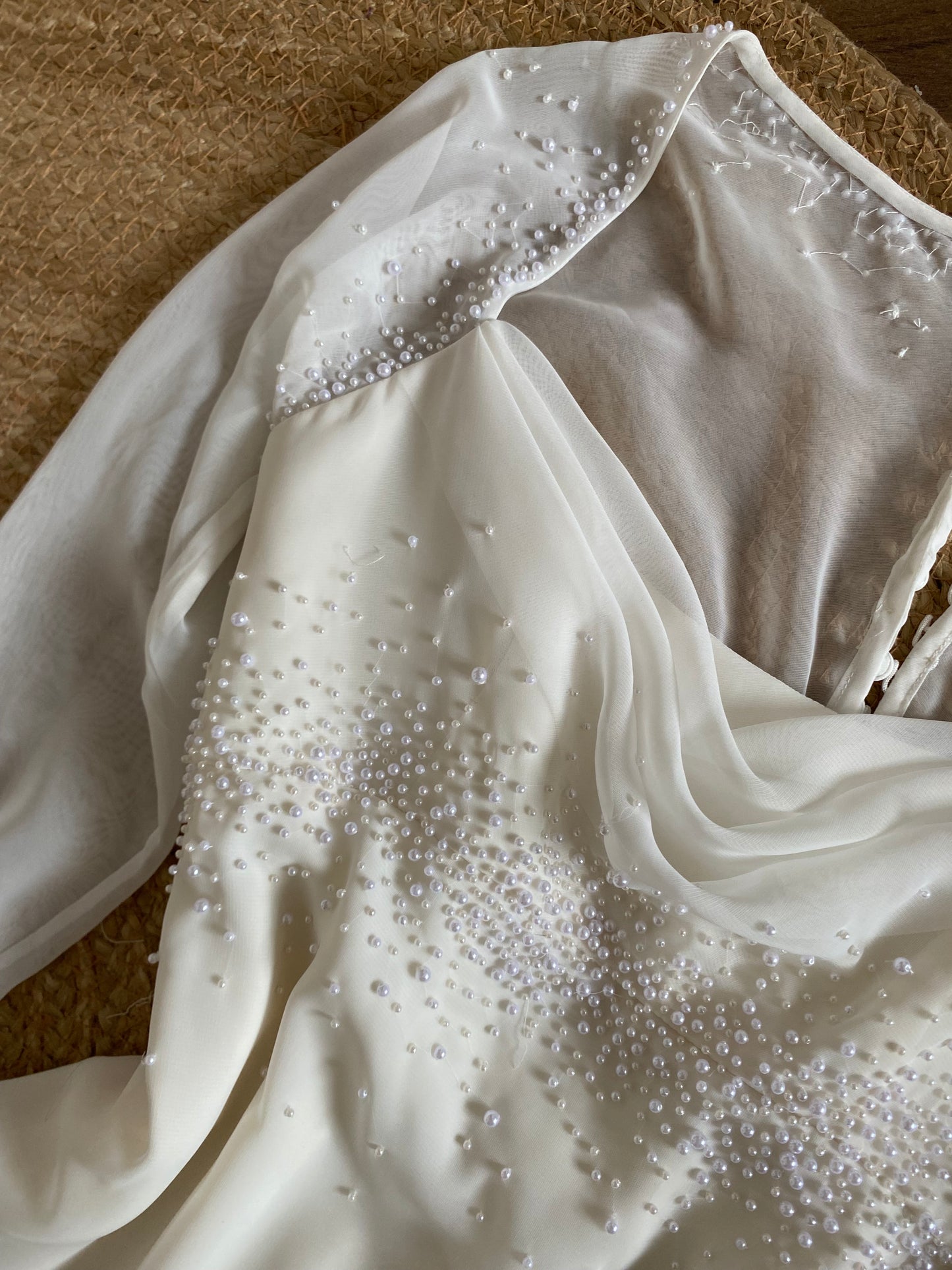 D’zage ivory long sleeve pearl wedding dress uk 12-14