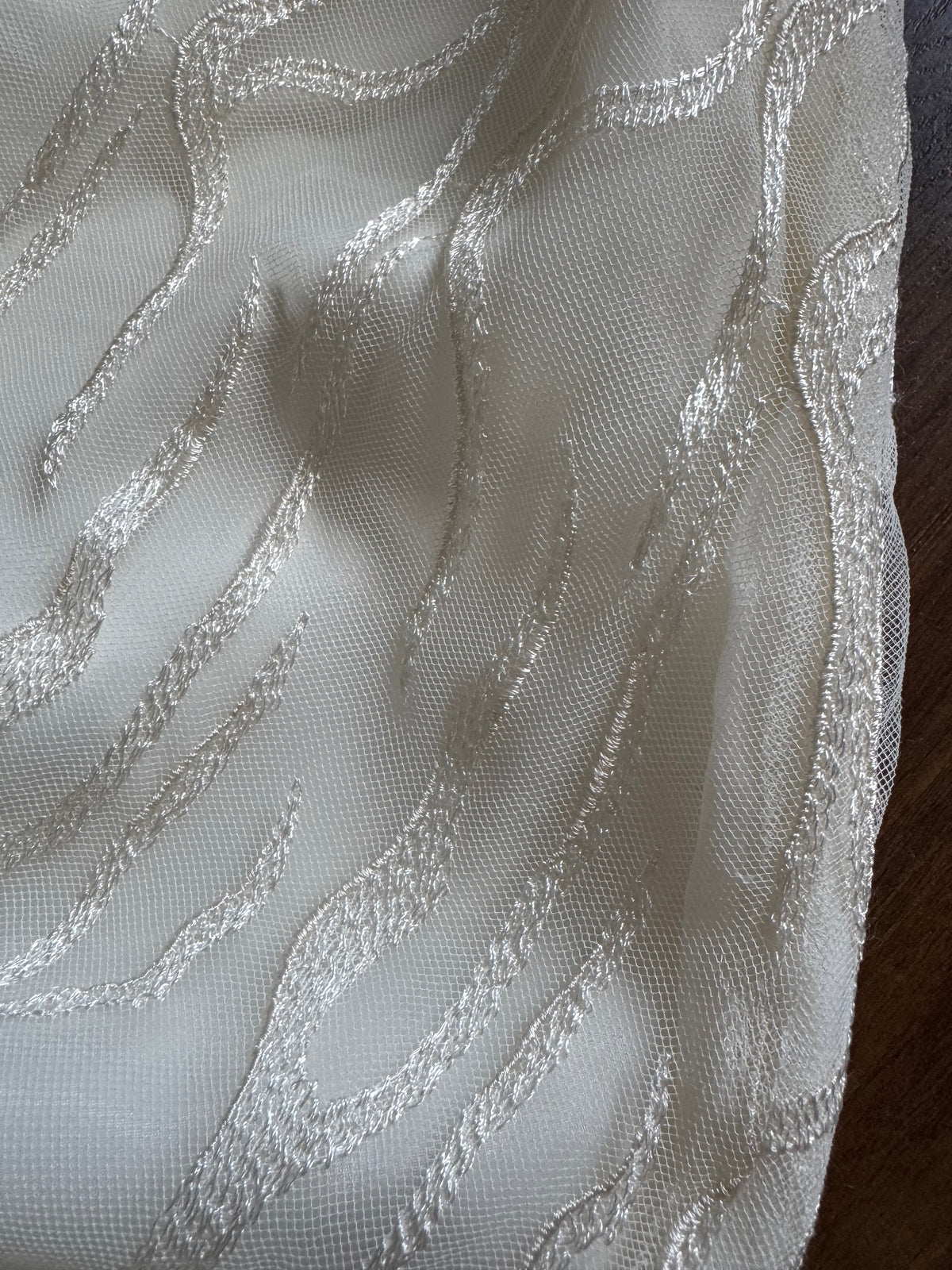 Warm ivory lace fishtail wedding dress uk 10