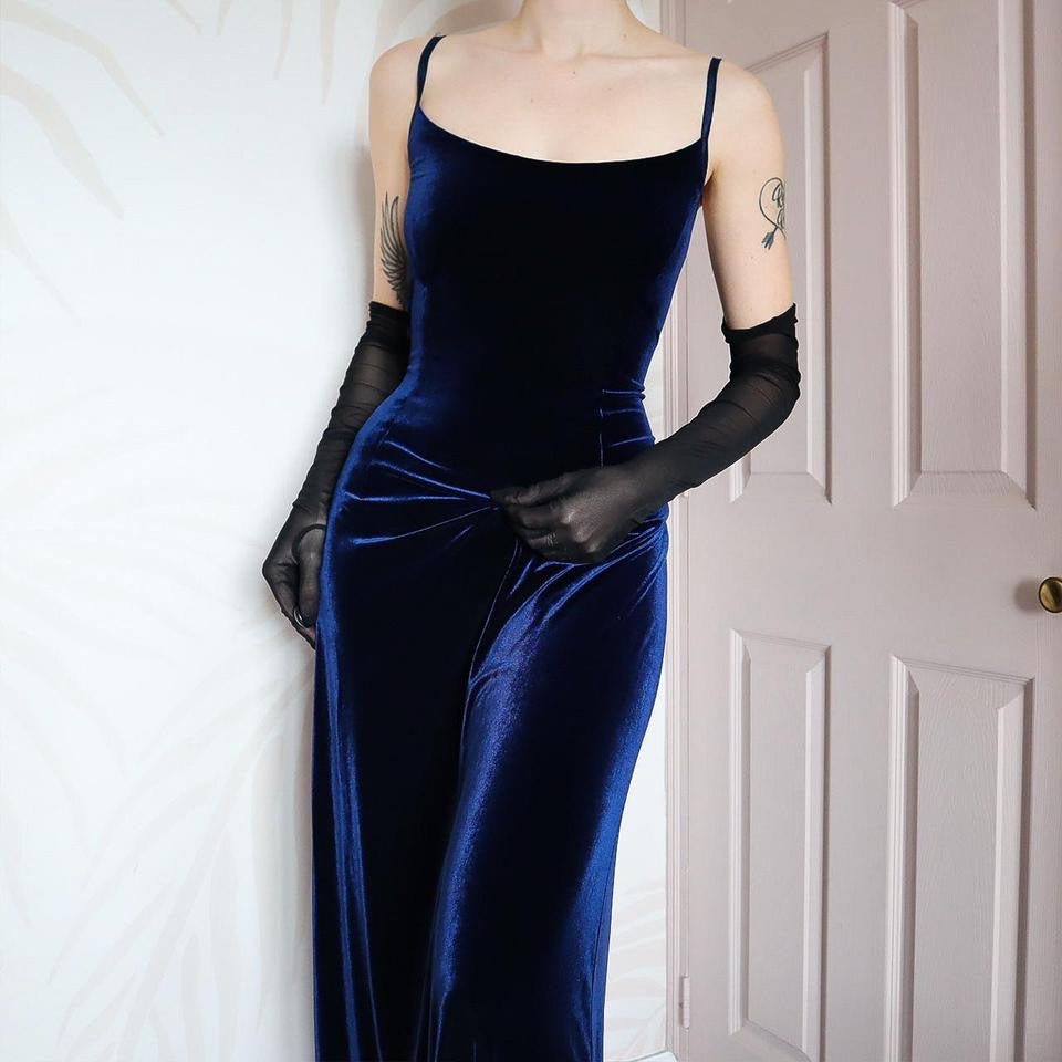 Gina Bacconi blue velvet evening gown UK 14-16