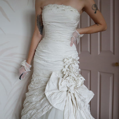 Ian Stuart ivory strapless fit & flare wedding dress UK 10-12